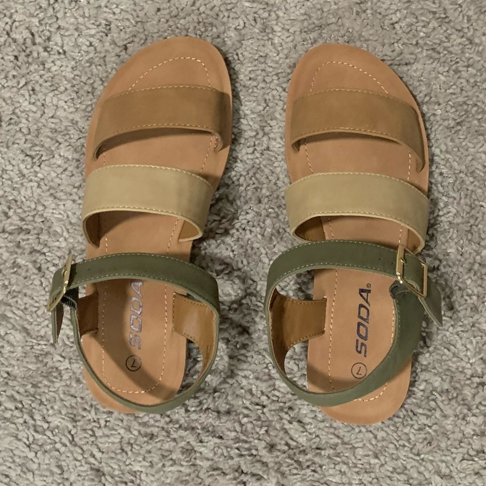 Soda Sandals